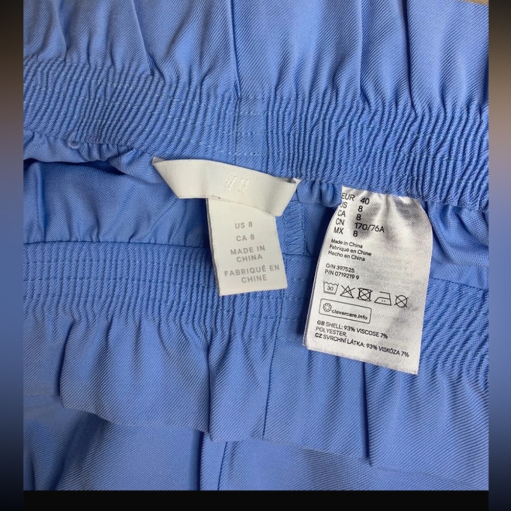 H&M linen/cotton blend shorts. Baby blue. Size 8. EUC. Worn only a few times. - Picture 2 of 2
